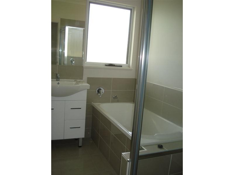 2 Fifth Close, Bowen QLD 4805