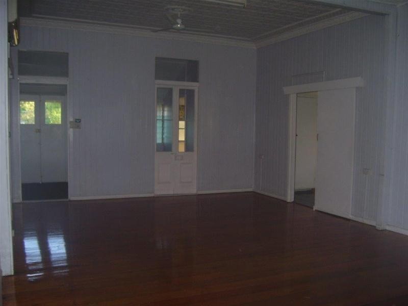 22 Fifth Avenue, Collinsville QLD 4804