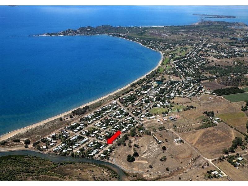 40 Creek Street, Bowen QLD 4805