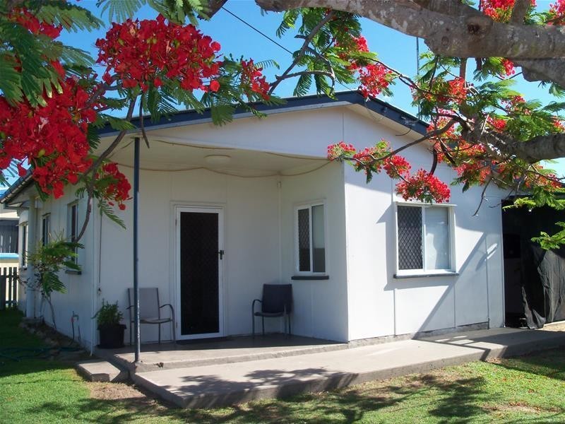 1 Cowan Lane, Bowen QLD 4805