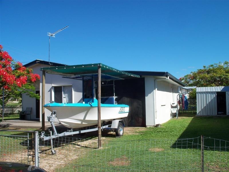 1 Cowan Lane, Bowen QLD 4805