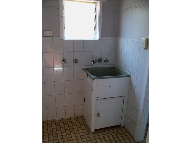 69 Queens Road, Bowen QLD 4805