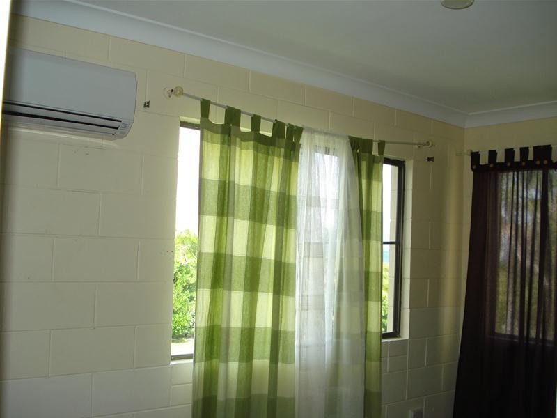 12 Wentworth Street, Bowen QLD 4805