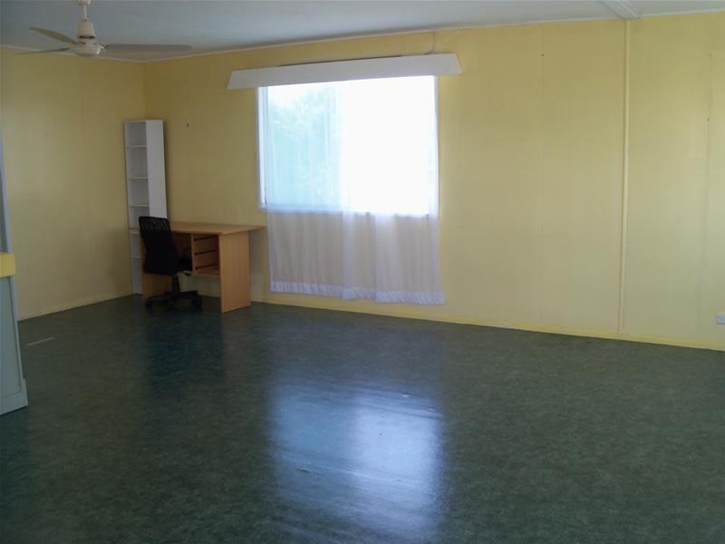 2/16 Wentworth Street, Bowen QLD 4805