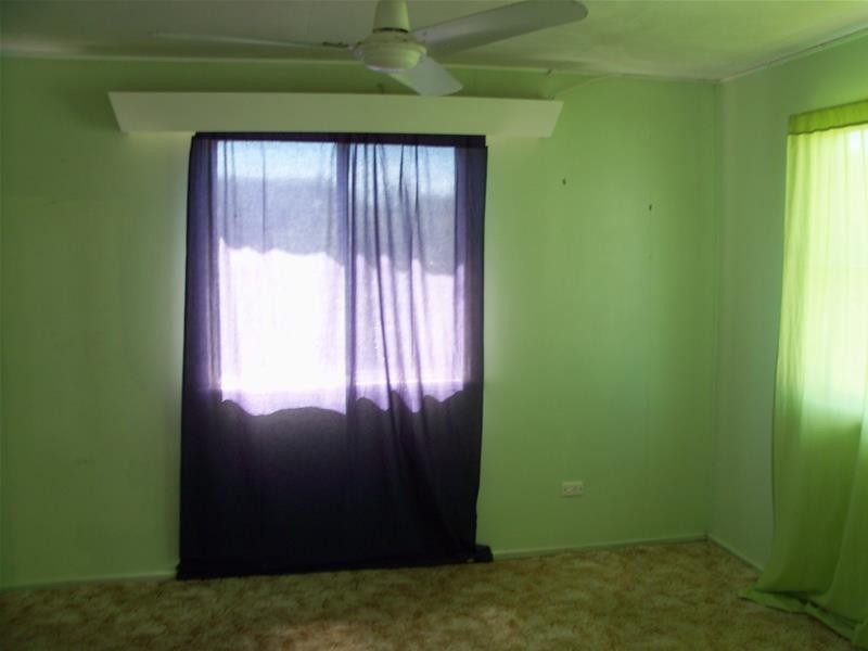 2/16 Wentworth Street, Bowen QLD 4805