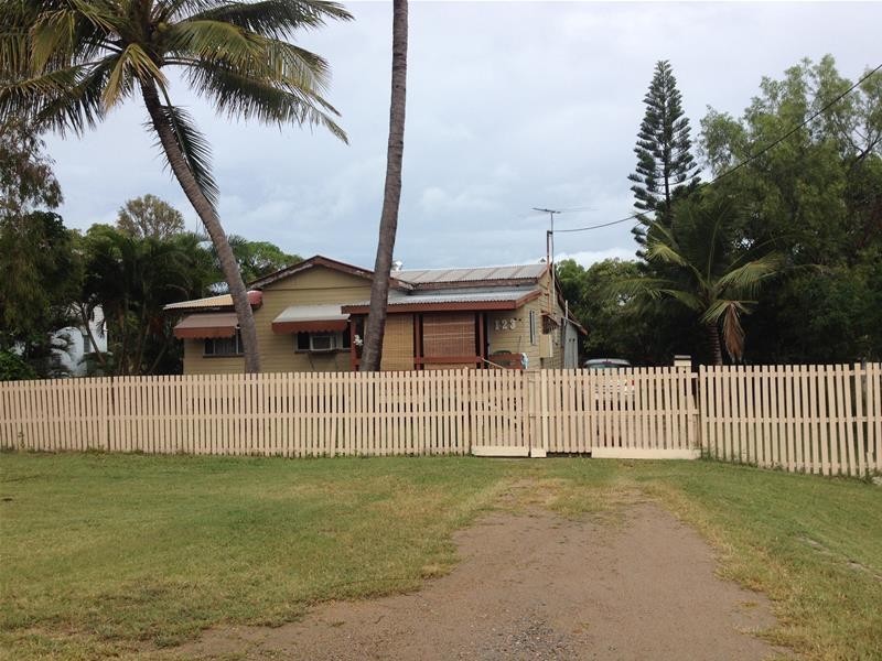 123 Powell Street, Bowen QLD 4805