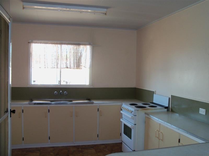 14 Rodney Street, Bowen QLD 4805