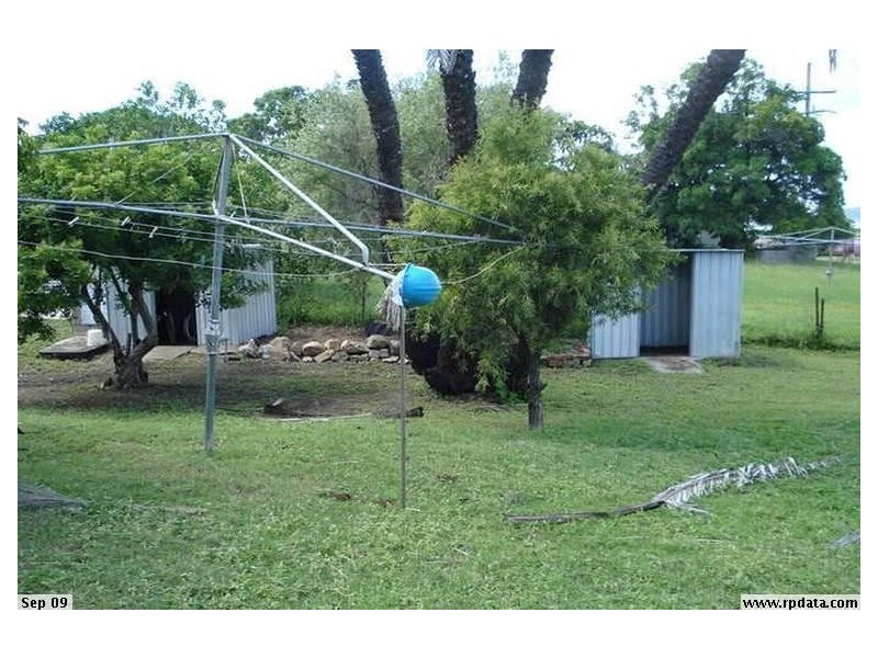 127 Powell Street, Bowen QLD 4805