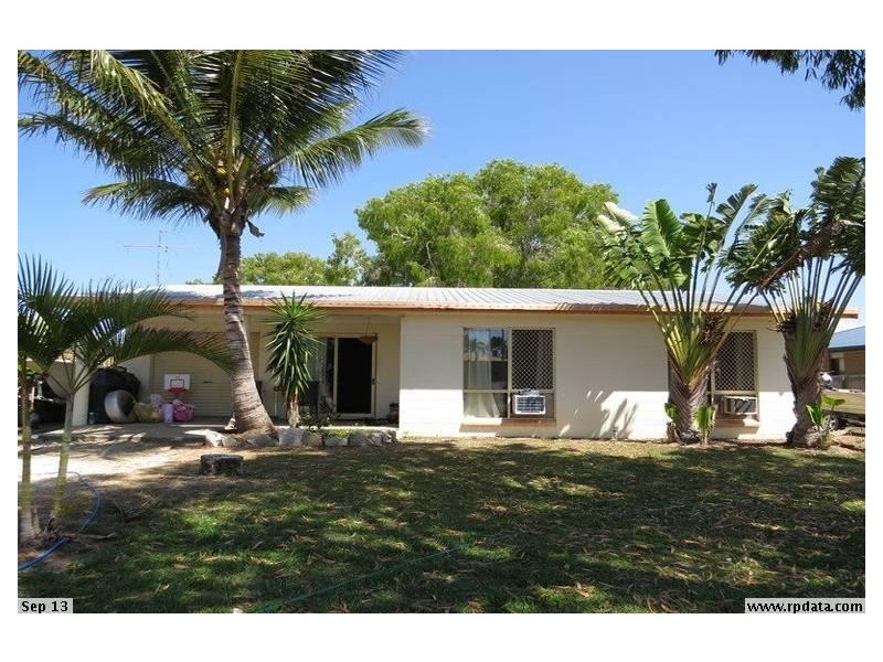 13 Oak Crescent, Bowen QLD 4805