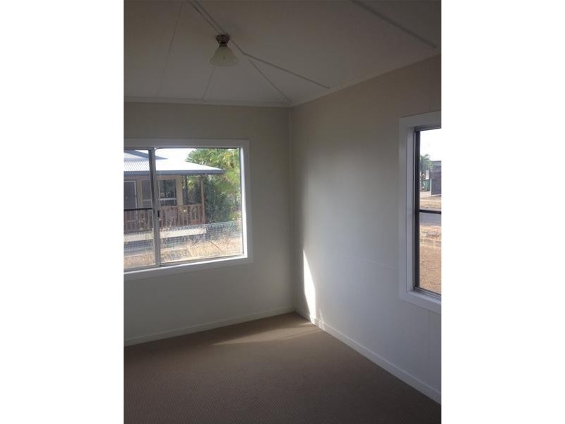 13 Belgravia Road, Bowen QLD 4805