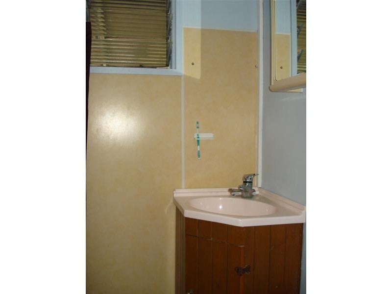 52 Lascelles Street, Bowen QLD 4805