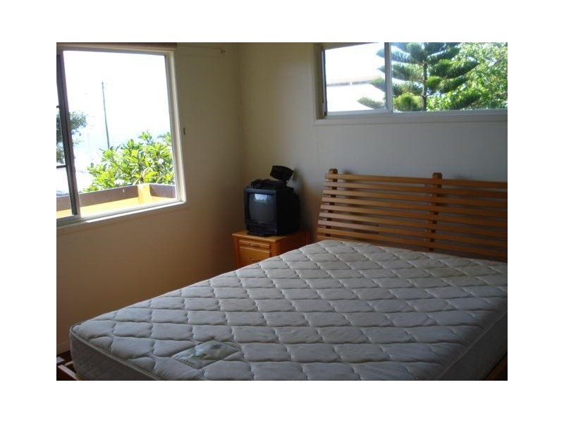 2/23 Bluewater Parade, Bowen QLD 4805