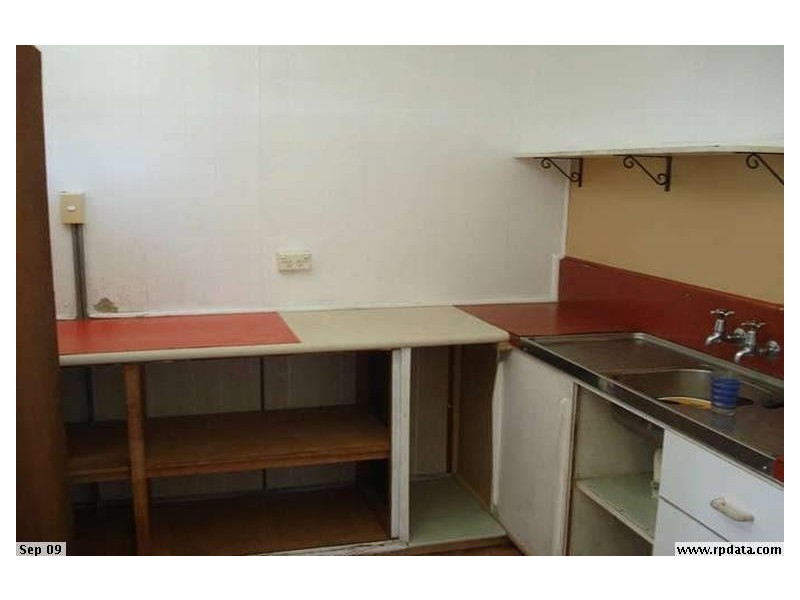 127 Powell Street, Bowen QLD 4805