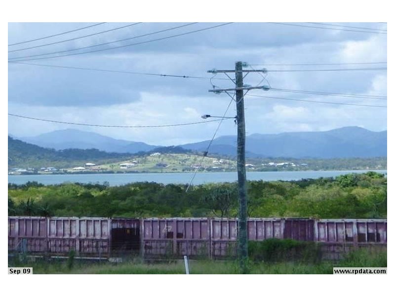 127 Powell Street, Bowen QLD 4805