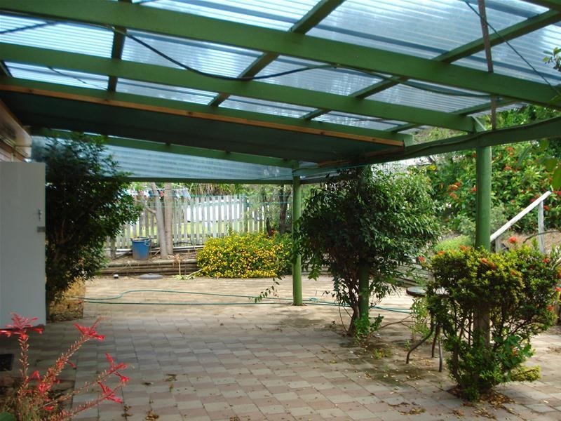 13 Bluewater Parade, Bowen QLD 4805