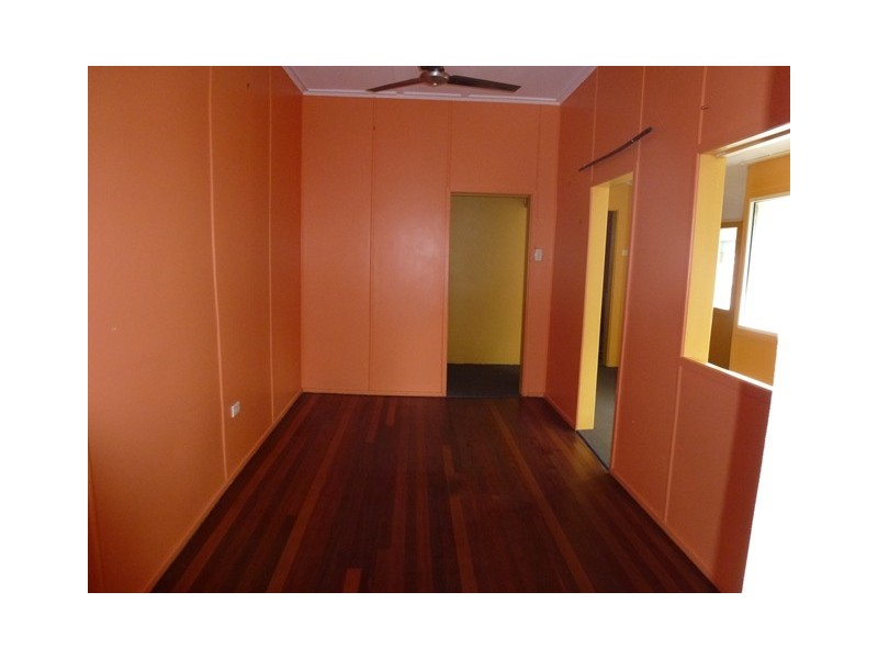 68 Tracey Street, Bowen QLD 4805