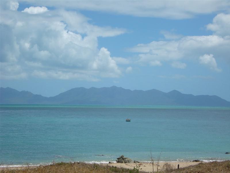 18323 Bruce Highway, Bowen QLD 4805