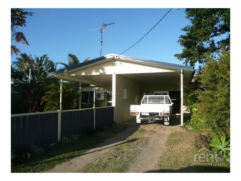 1/10 Nona Street, Bowen QLD 4805