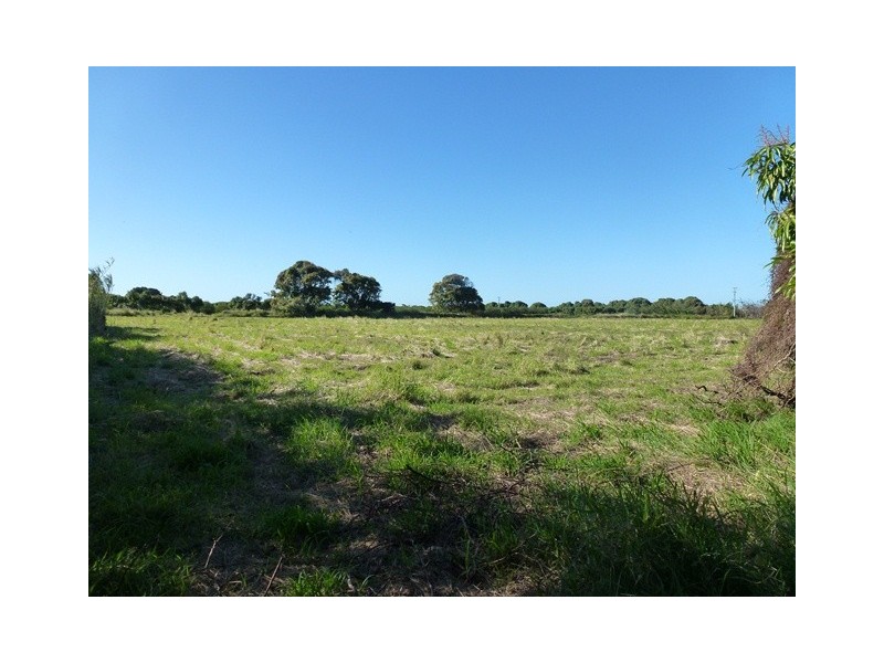 62 Millers Lane, Bowen QLD 4805