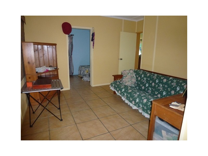 54 Gloucester Street, Bowen QLD 4805