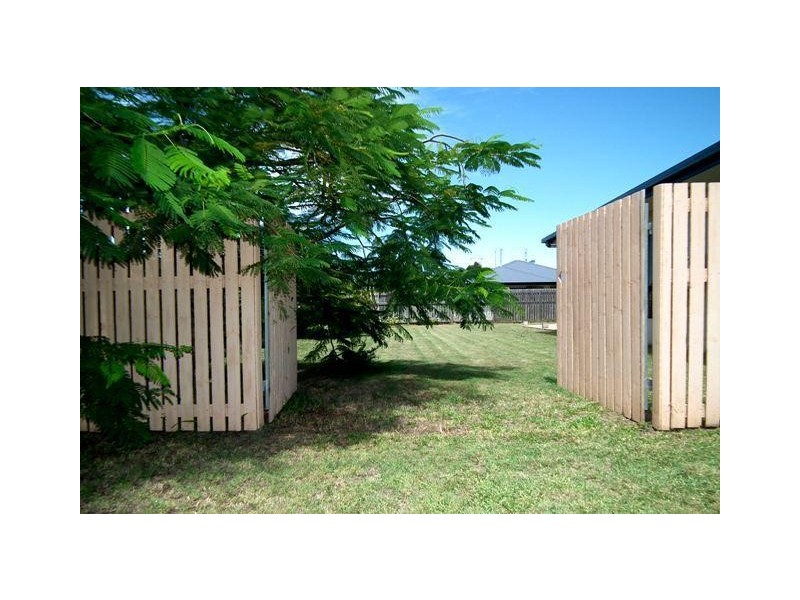 19 Lucinda Place, Bowen QLD 4805