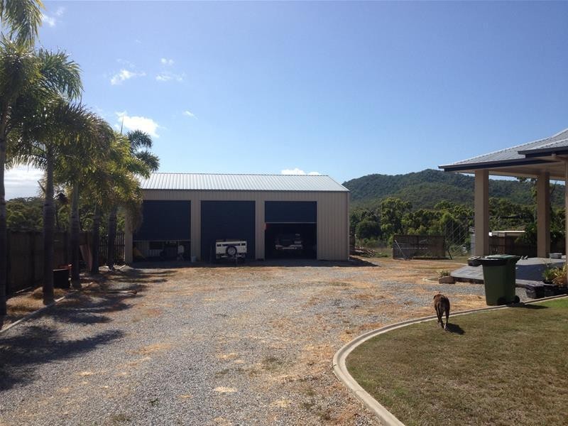 61  Brampton Drive, Bowen QLD 4805