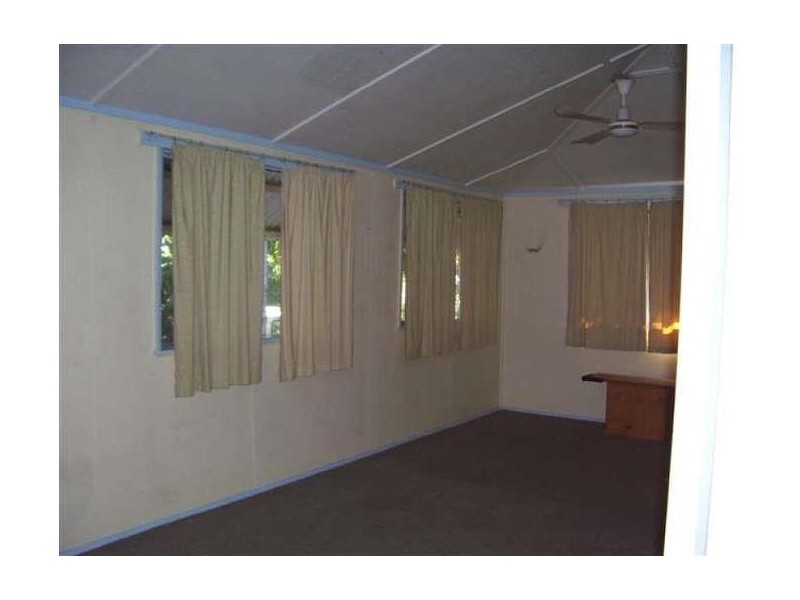 71 Poole Street, Bowen QLD 4805