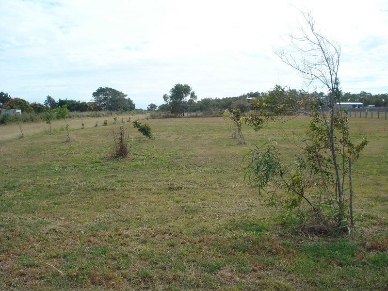 104 Drays Road, Bowen QLD 4805