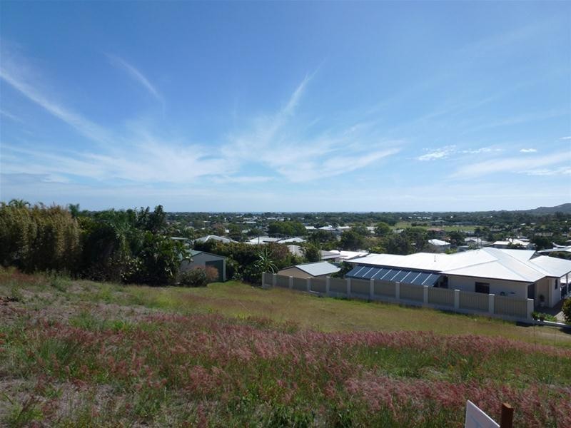 14 Tynwald Avenue, Bowen QLD 4805