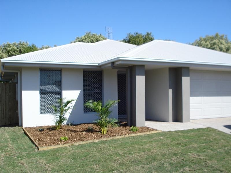 24 Tea Tree, Bowen QLD 4805