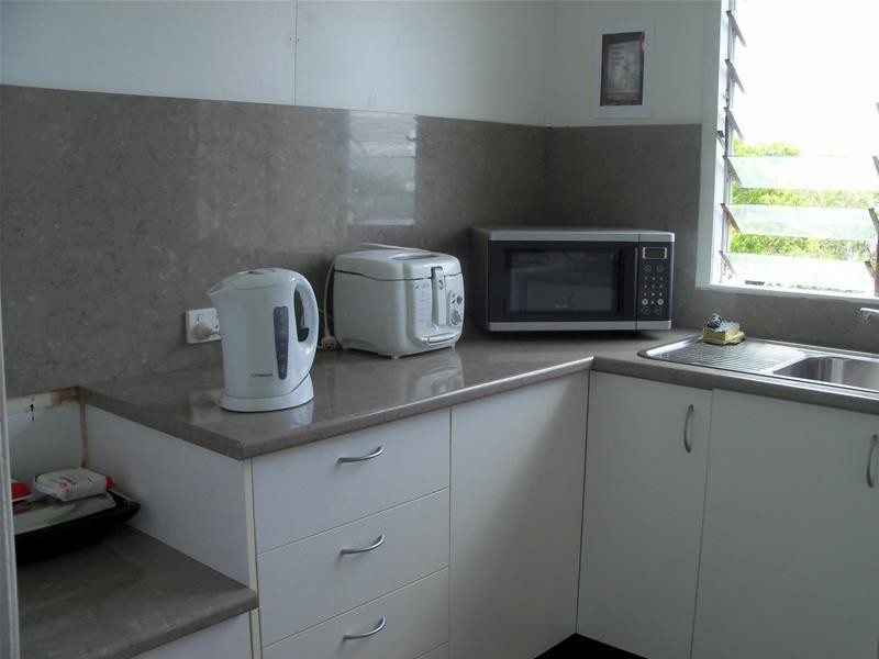 2/89 Herbert Street, Bowen QLD 4805