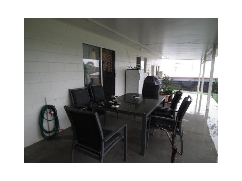 84 Poole Street, Bowen QLD 4805