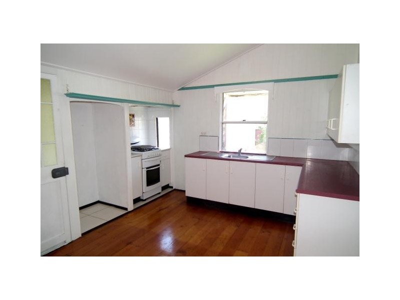 19 Gordon Street, Bowen QLD 4805