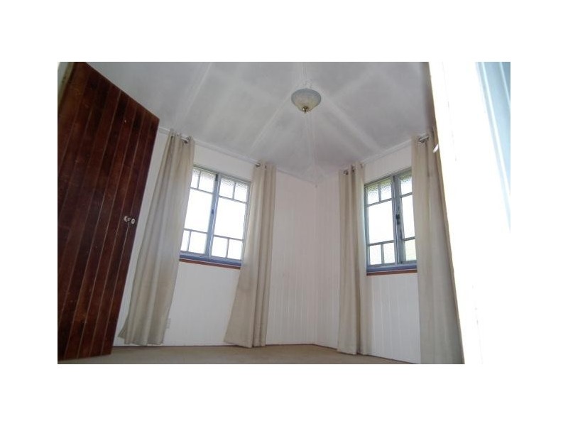 19 Gordon Street, Bowen QLD 4805