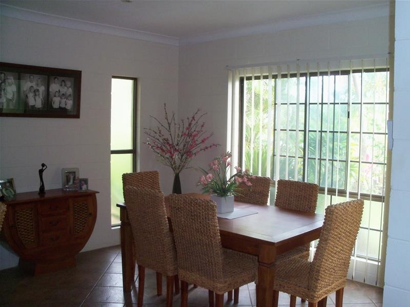 19 Field Street, Bowen QLD 4805