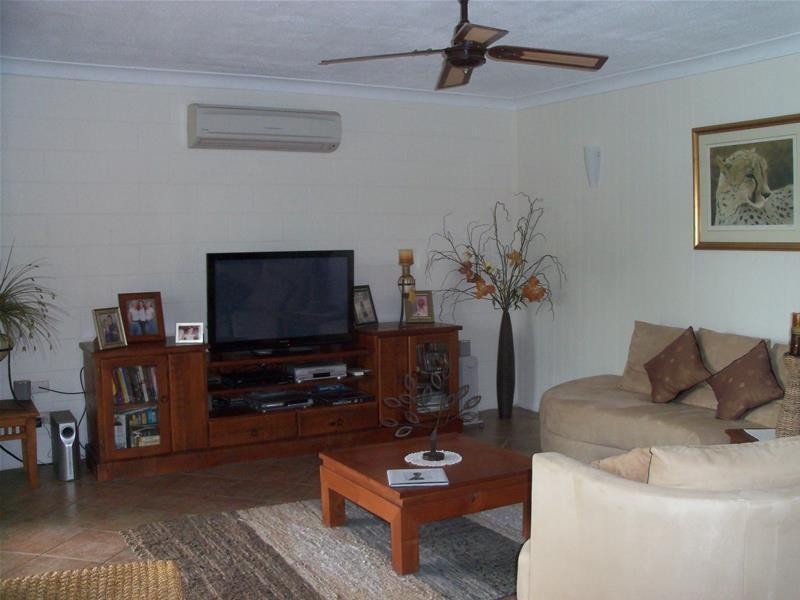 19 Field Street, Bowen QLD 4805