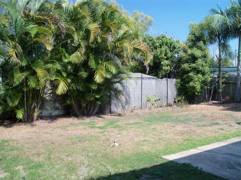 63 Whyte Avenue, Bowen QLD 4805