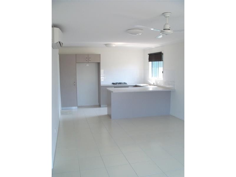 63 Whyte Avenue, Bowen QLD 4805