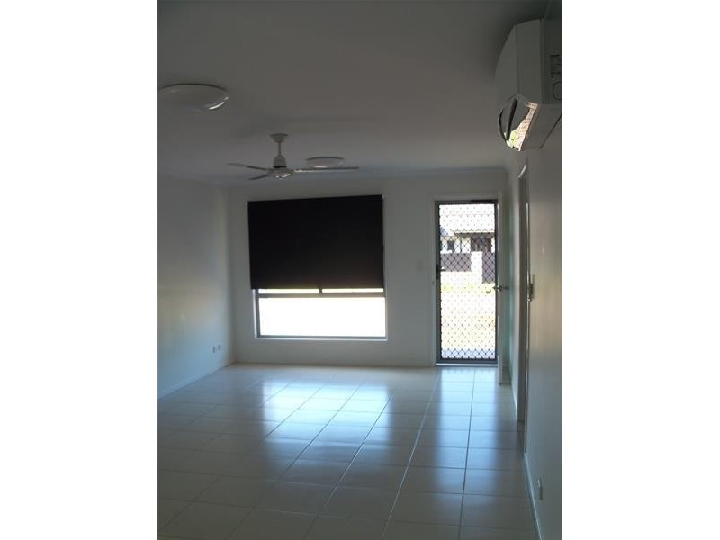 63 Whyte Avenue, Bowen QLD 4805