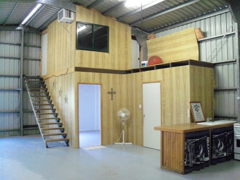 63 Whyte Avenue, Bowen QLD 4805