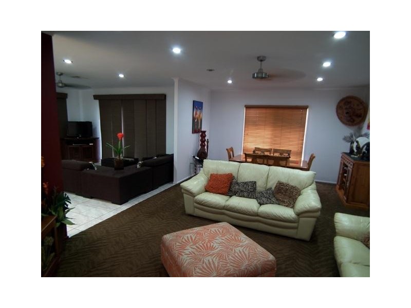 7 Craigie Court, Bowen QLD 4805