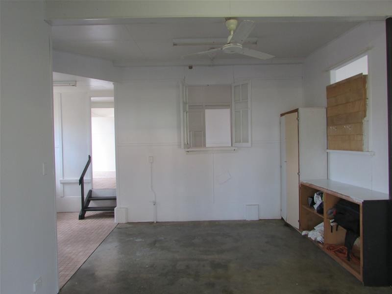 19 Murroona Street, Bowen QLD 4805