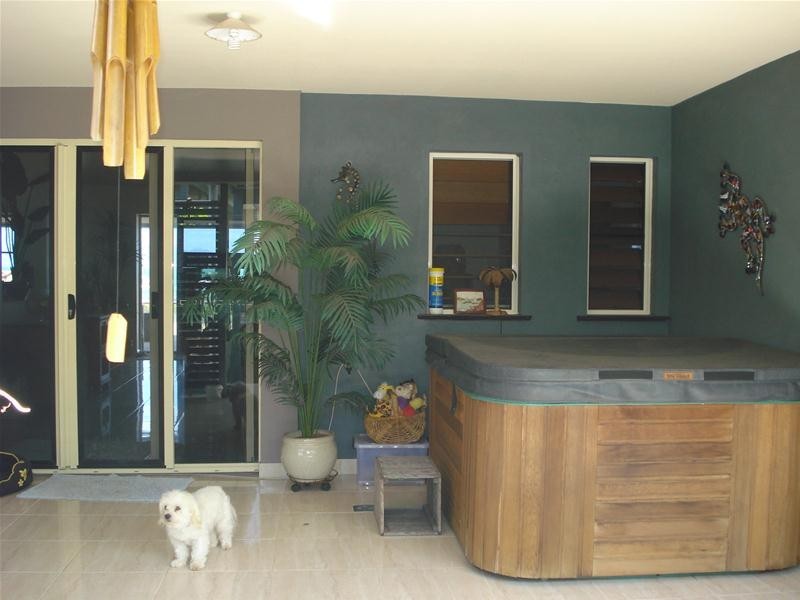 17 Bluewater Parade, Bowen QLD 4805