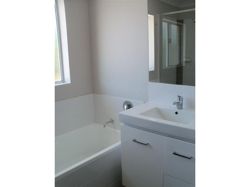 10 Pacific Drive, Bowen QLD 4805