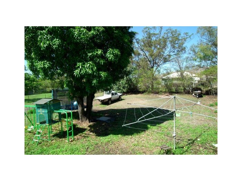 55 Stanley Street, Collinsville QLD 4804