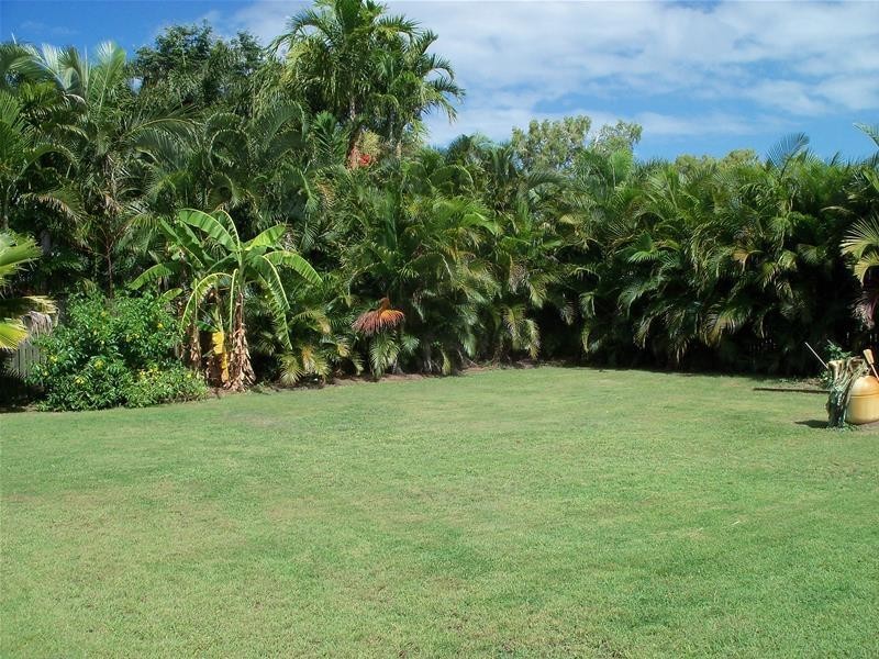 5 Mackenzie Street, Bowen QLD 4805