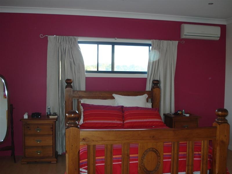 17 Bayview Crescent, Bowen QLD 4805