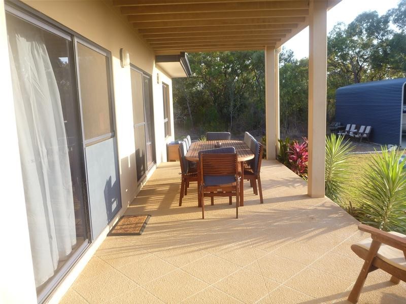 17 Bayview Crescent, Bowen QLD 4805