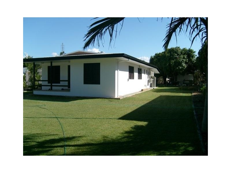 67 Golf Links Road, Bowen QLD 4805