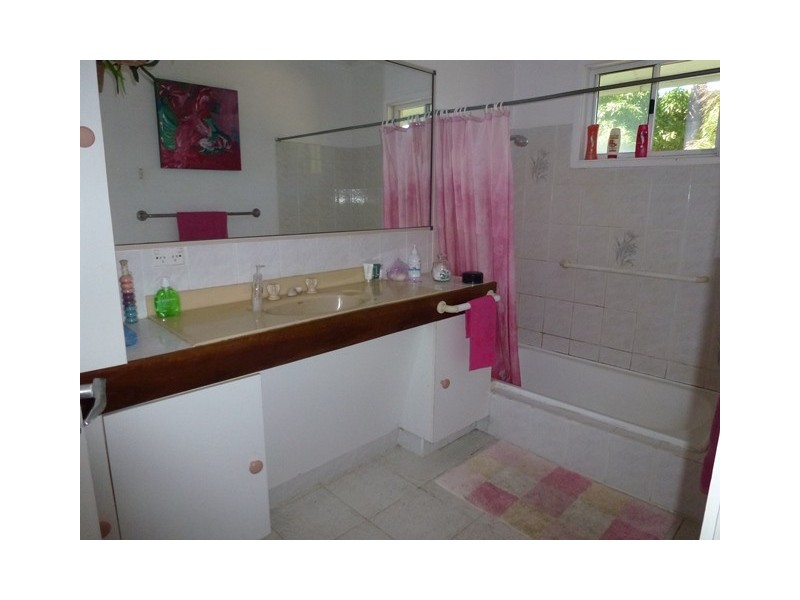 40 Inverdon Road, Bowen QLD 4805